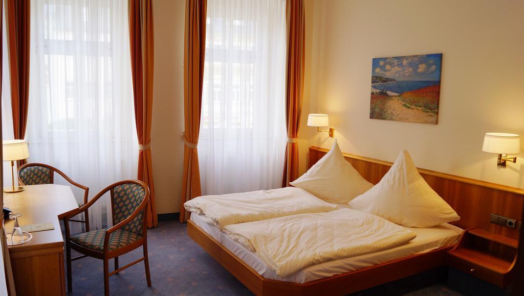 Hotel Goldener Loewe Waldheim Pokój zdjęcie